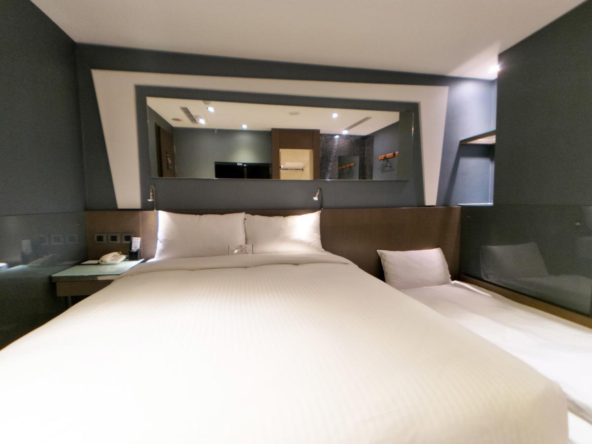 Beauty Hotels Taipei - Hotel B6 Bagian luar foto