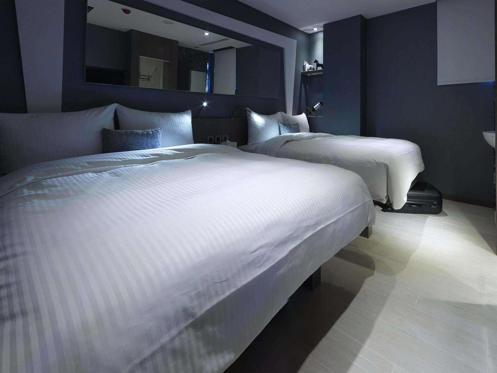 Beauty Hotels Taipei - Hotel B6 Bagian luar foto
