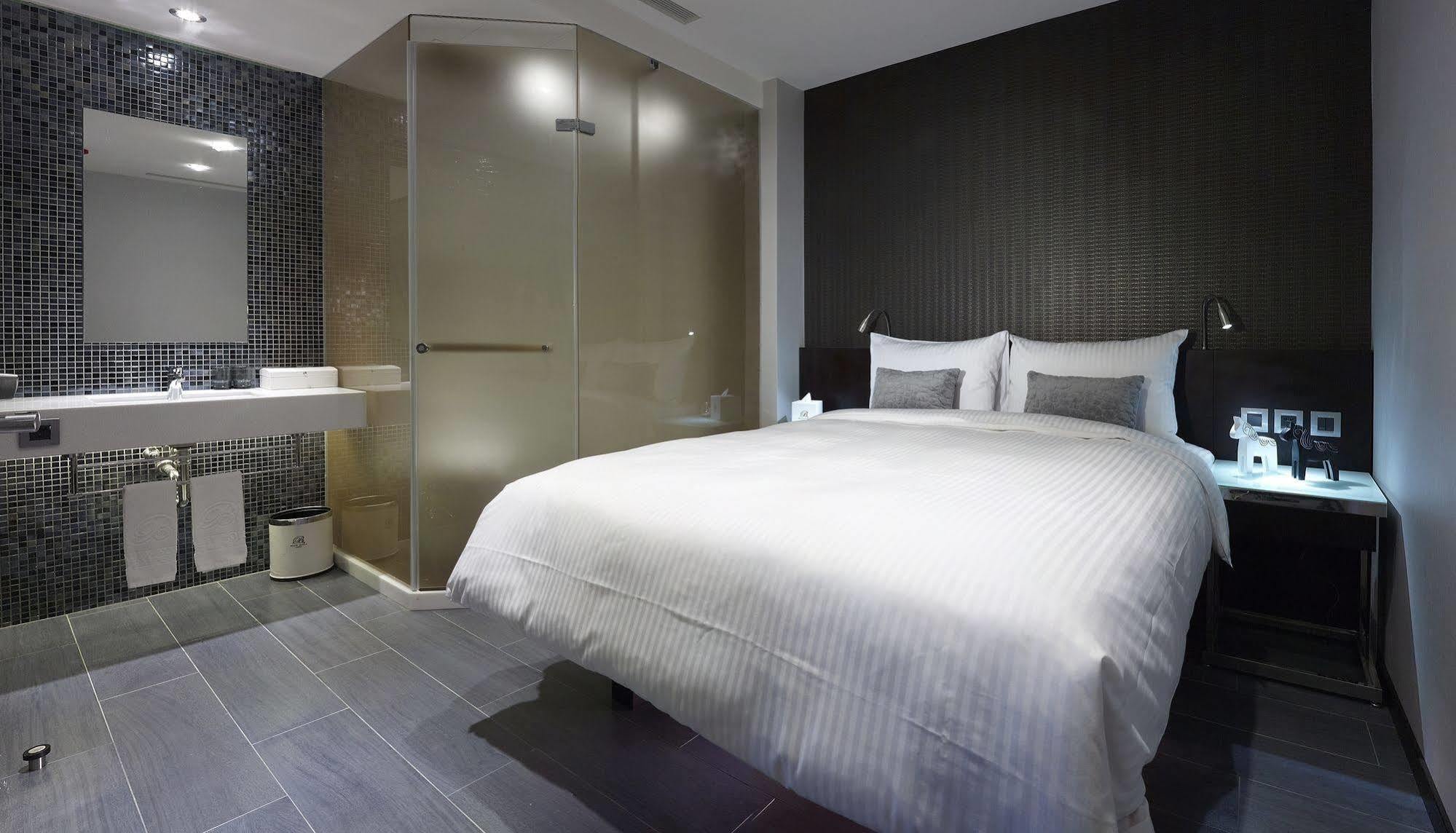 Beauty Hotels Taipei - Hotel B6 Bagian luar foto